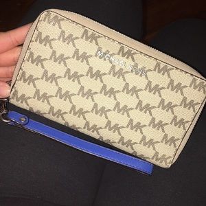 Michael Kors wallet